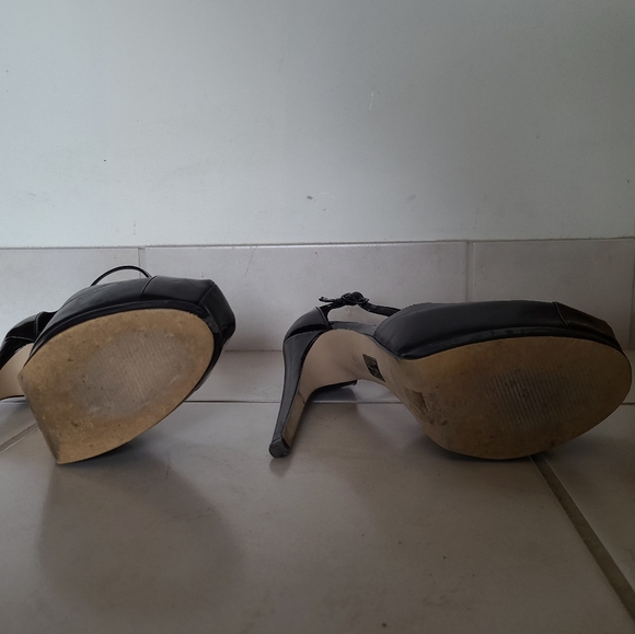 Truth or Dare by Madonna platform strap black heels sz 8 - Picture 7 of 7